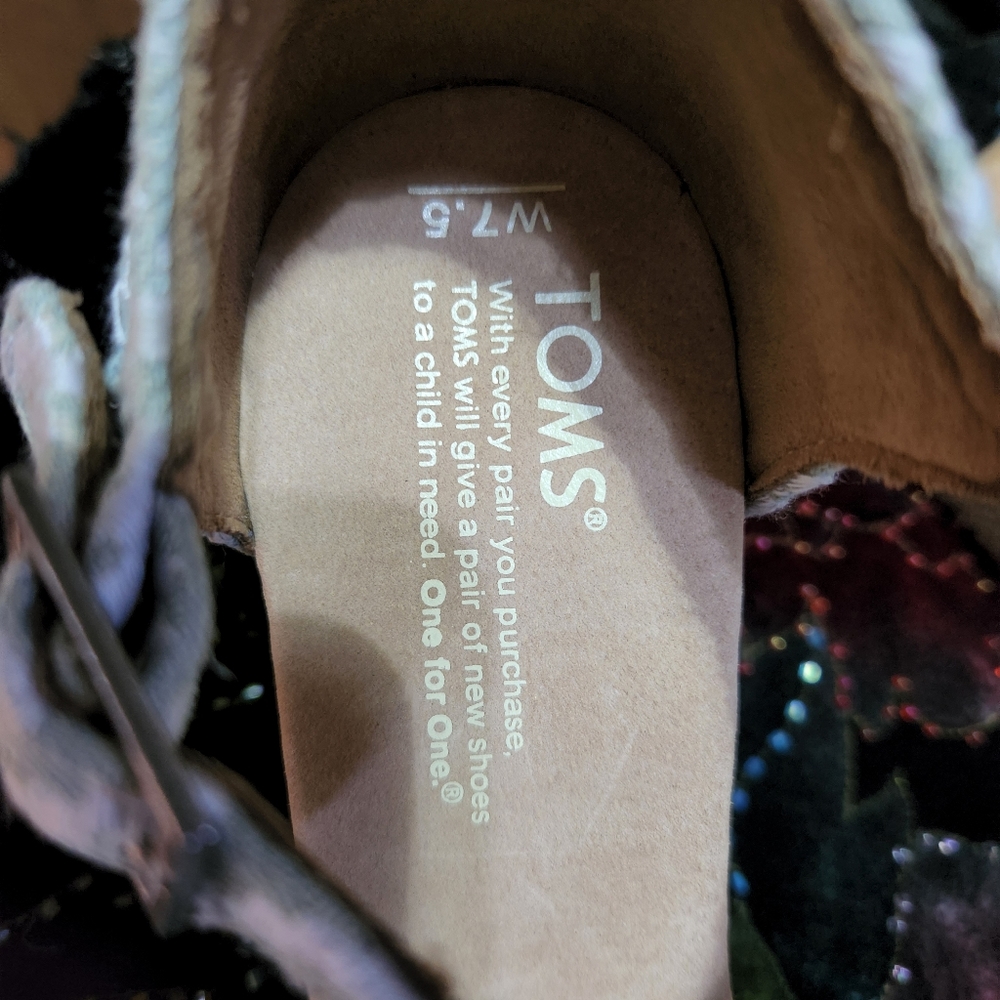 EUC Toms Heels - Picture 5 of 6